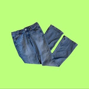 Levi’s 518 Superlow Bootcut Jeans